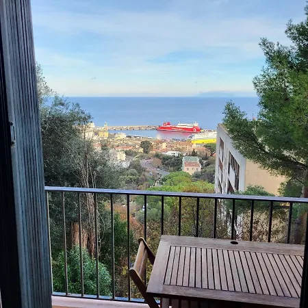 Chaleureux Vue Panoramique * Bastia (Corsica)